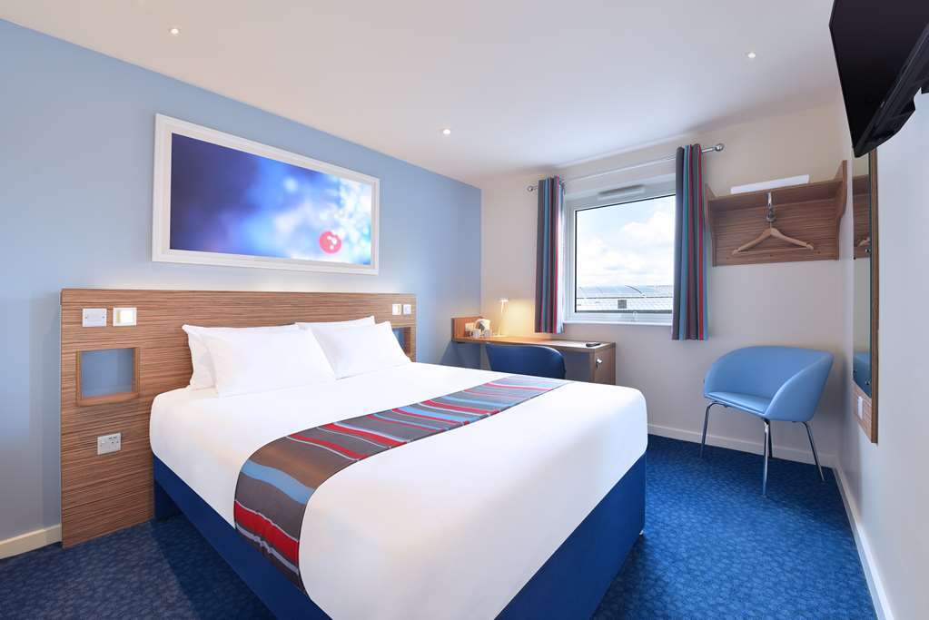 Travelodge Walton On Thames Cameră foto
